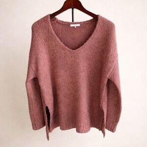 Z Supply Oversized Boho Dark Dusty Rose V-Neck Sweater